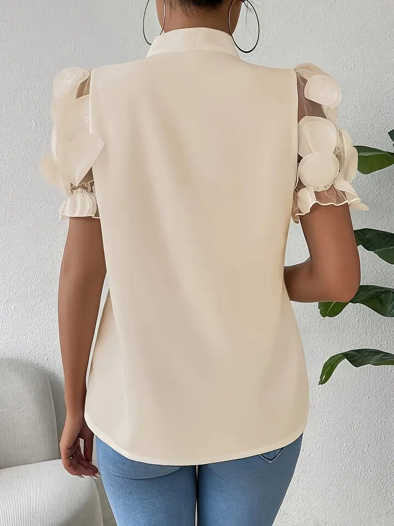 Lina – Elegant Korte mouw Blouse met strikdetails en relaxte pasvorm