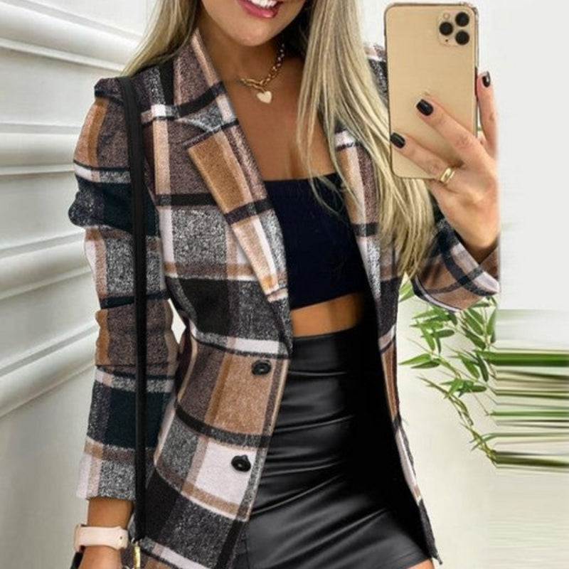 Nora – Lange Mouwen Jas met Knopen en Borstzakken