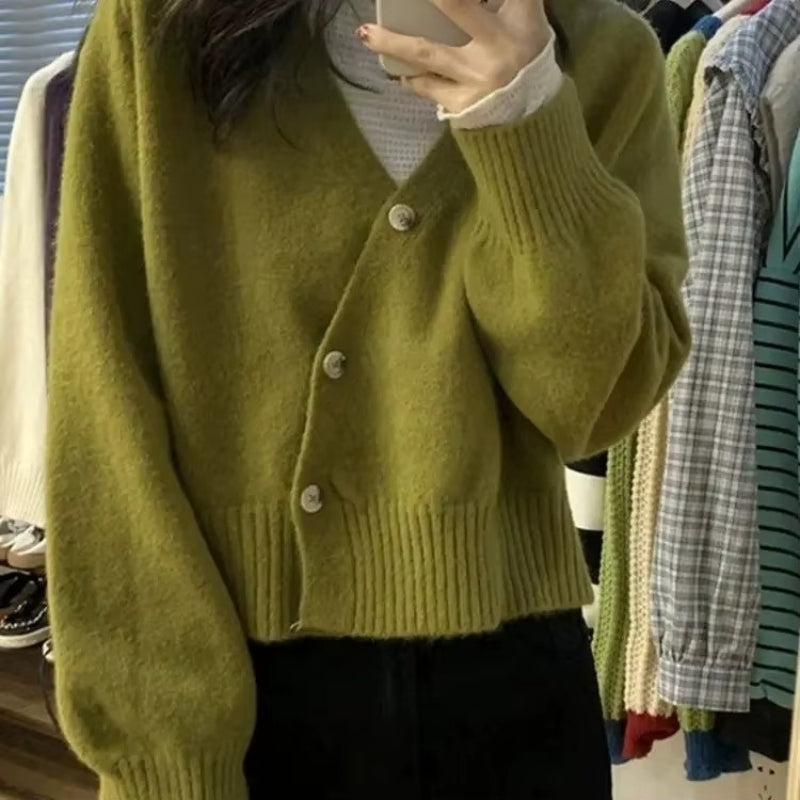 Amelia – Lange Mouw Cardigan met V Hals en Knopen