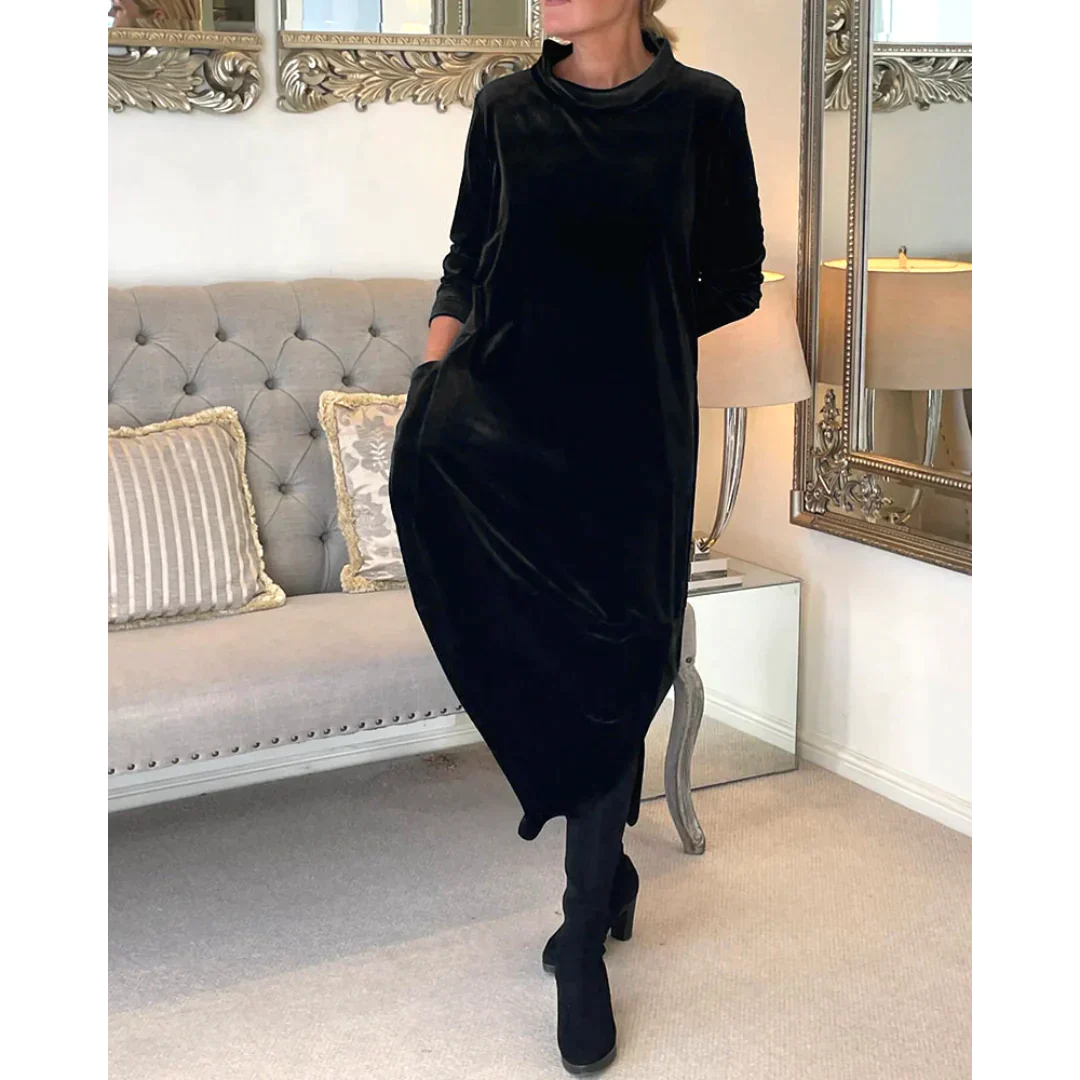 Emily – Elegante lange jurk met lange mouwen en zachte ronde halslijn