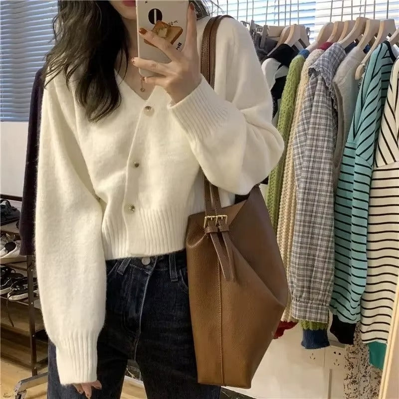 Amelia – Lange Mouw Cardigan met V Hals en Knopen