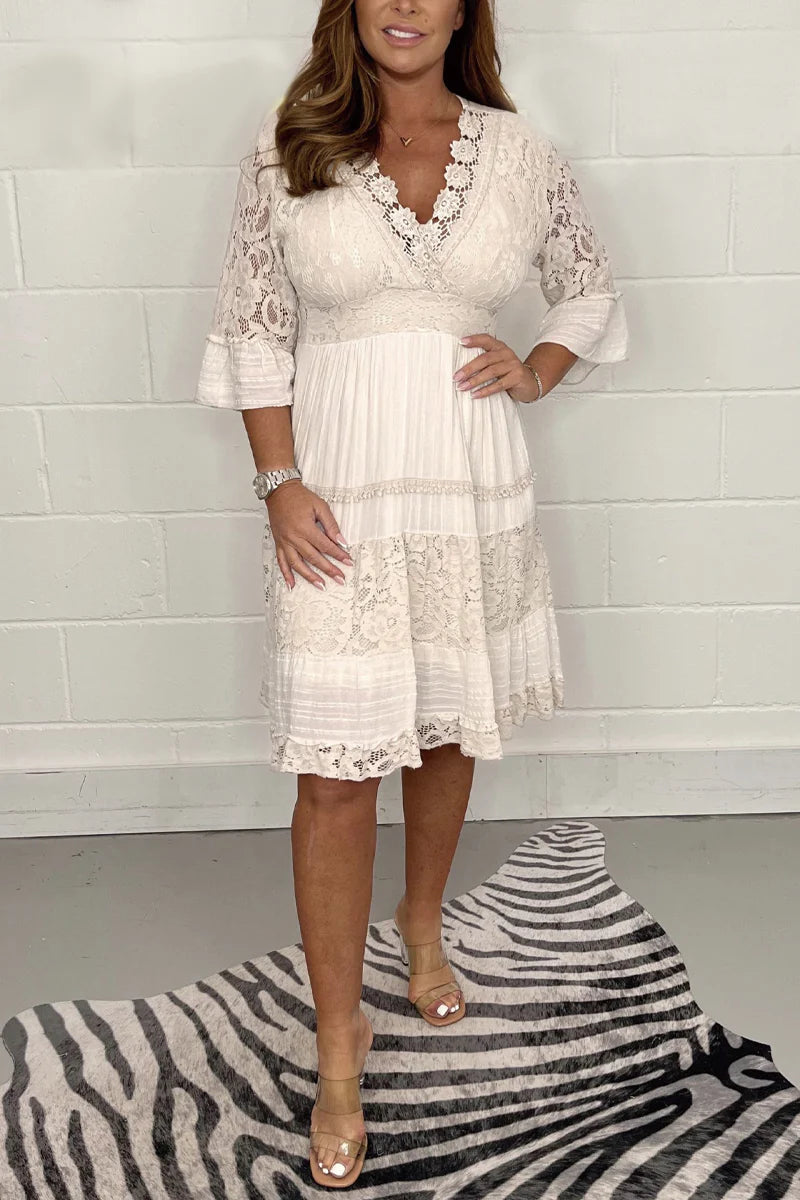 LaceLuxe™ - Jurk Met V Hals