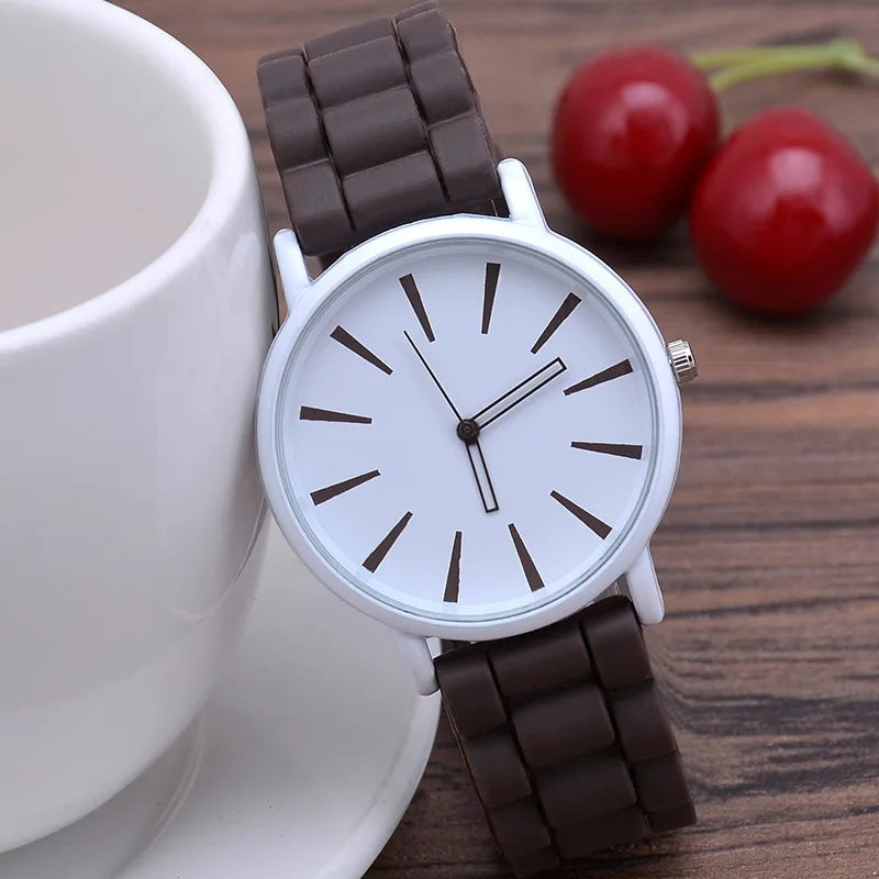 Zara - Modern horloge met minimalistische wijzerplaat en comfortabele band