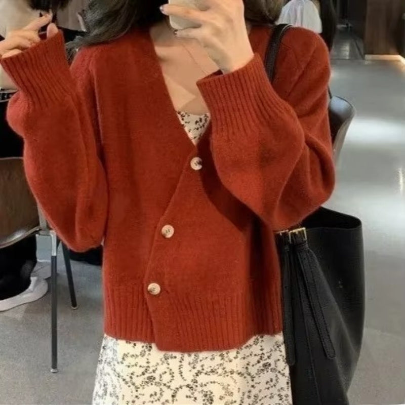 Amelia – Lange Mouw Cardigan met V Hals en Knopen