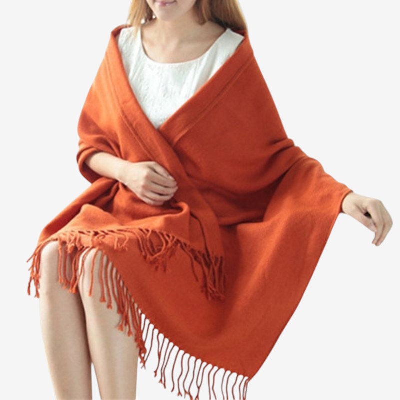 Jenna – Grote Sjaal met Decoratief Kwastje Ontwerp