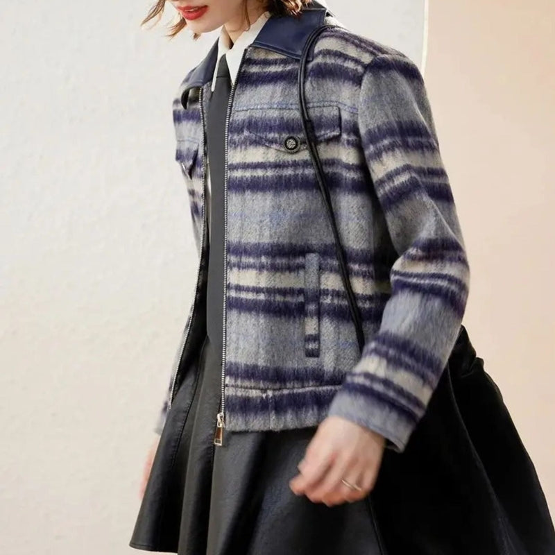 Peyton – Lange Mouwen Jas met Reverskraag en Meerdere Zakjes