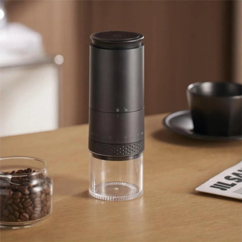 GrindMate – Koffiemolen met verstelbare instellingen en USB oplaadbaar ontwerp