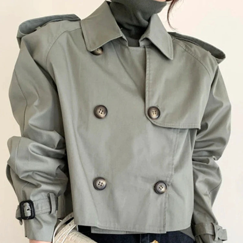 Lina – Lange Mouw Jas met Omslagkraag en Dubbele Knopen