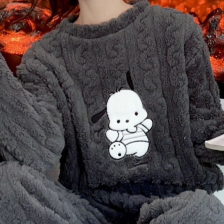 Amelie - Warme fleece pyjamaset met een ontspannen halslijn