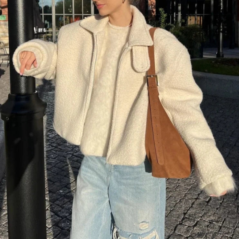 Hailey – Jas met Lange Mouwen Kraag naar beneden en Ritssluiting aan de Voorzijde