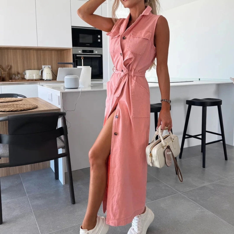 Leah – Mouwloze lange jurk met knoopsluiting en meerdere zakken