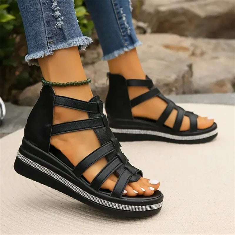 Bella – Sleehaksandalen met Strass Ritssluiting achter en Open Teen