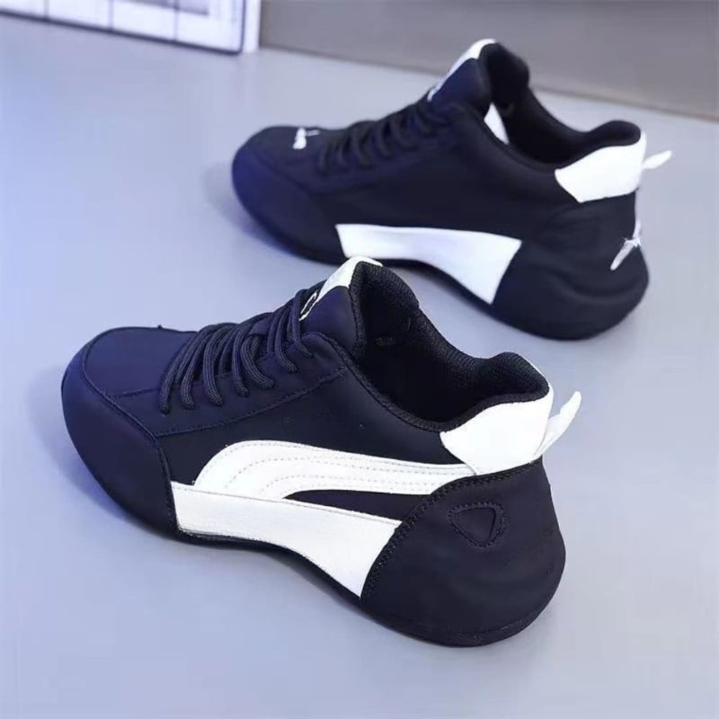 StepEase – Sneakers met Ronde Neus Slip On Ontwerp en Vetersluiting