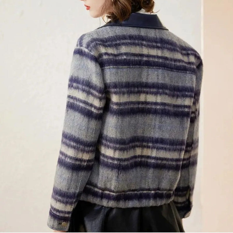 Peyton – Lange Mouwen Jas met Reverskraag en Meerdere Zakjes