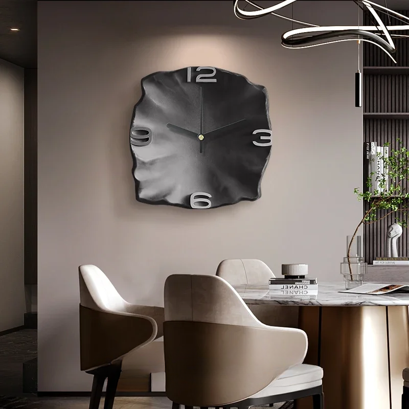 LuxClock- Wandklok met abstract ontwerp voor een elegante touch