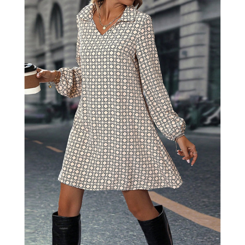 Serina – Trendy geometrische print mini-jurk met lange mouwen en losse pasvorm