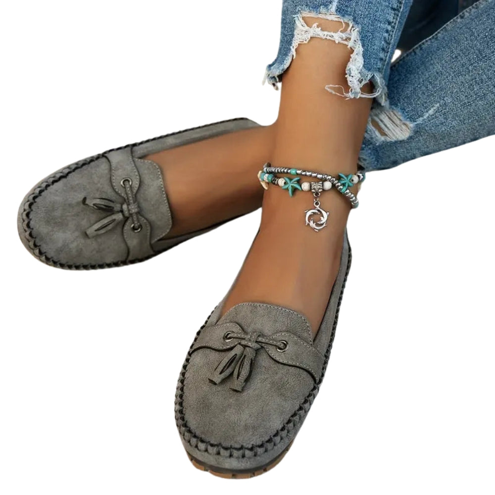 Lila - Moderne Loafers met Decoratieve Strik en Antislipzool
