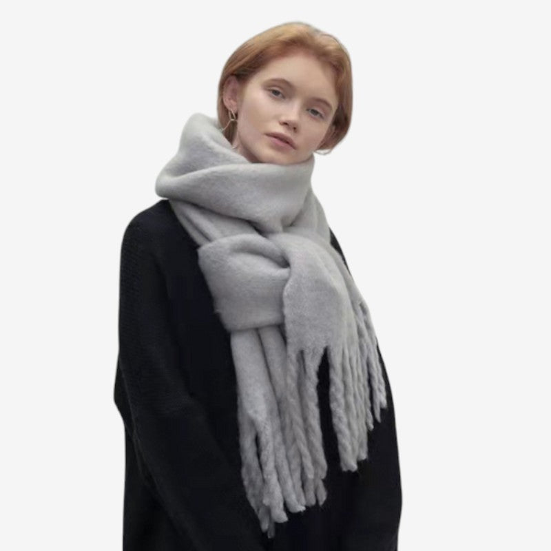 Zoe – Grote Sjaal met Decoratief Kwastjesontwerp