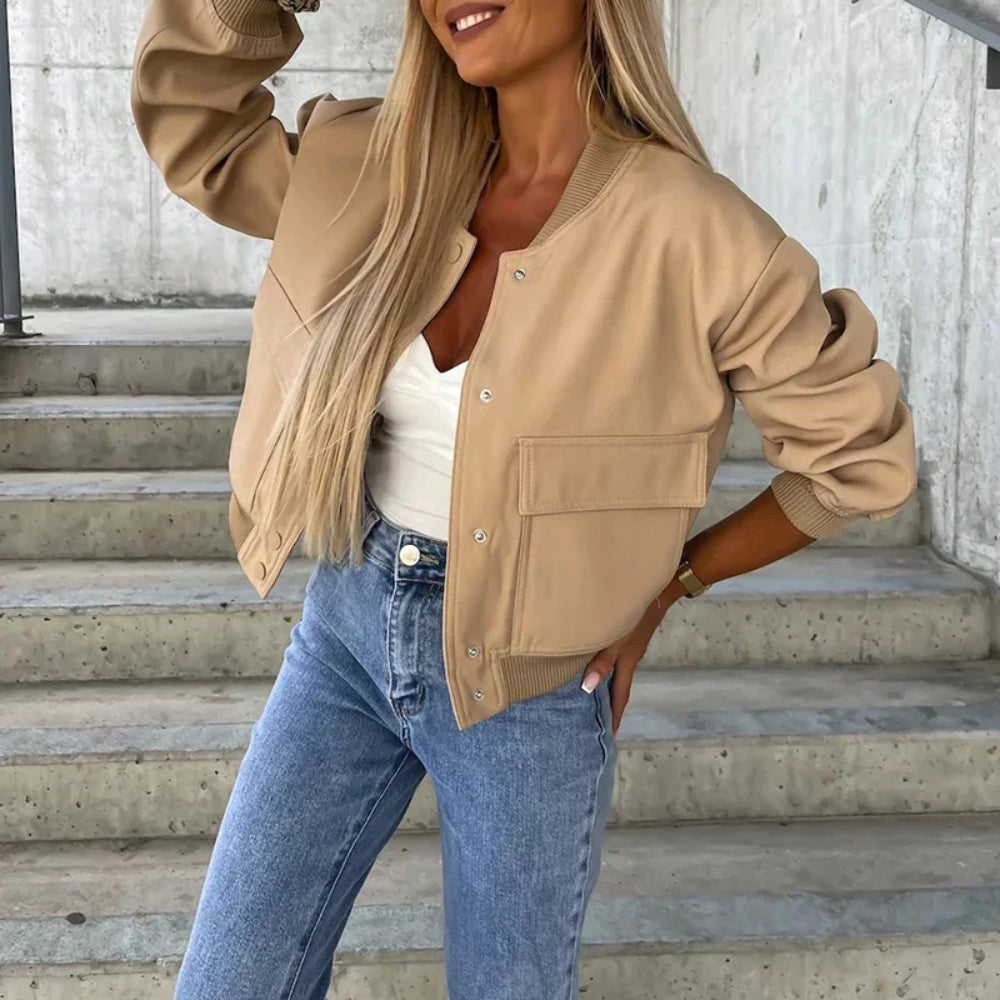 Olivia – Elegant bomberjack met klepzakken en lange mouwen