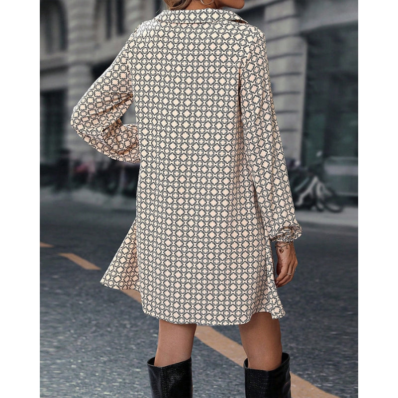 Serina – Trendy geometrische print mini-jurk met lange mouwen en losse pasvorm