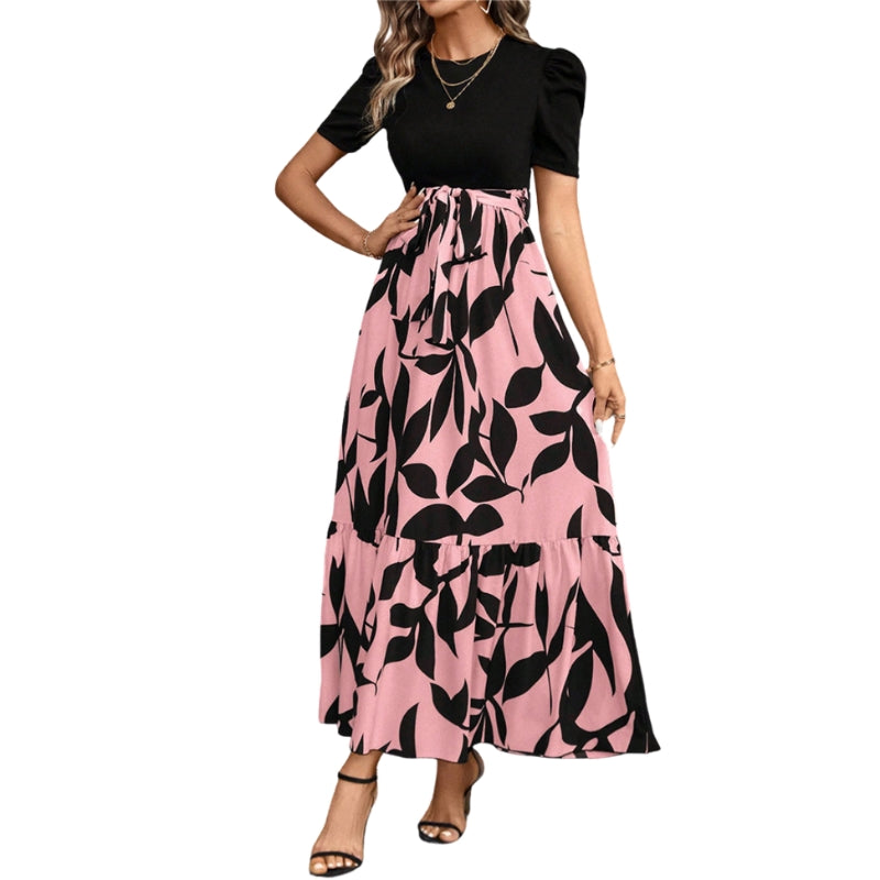 Lily – Lange jurk met bloemenprint en korte mouwen