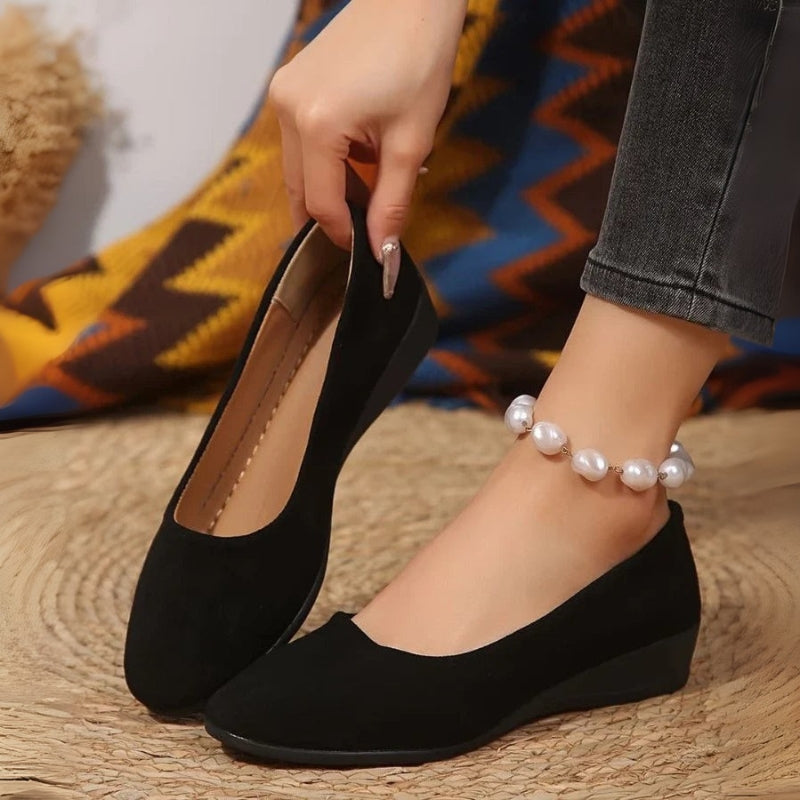 Veda - Stijlvolle Wedge Schoenen met Klassieke Ronde Teen