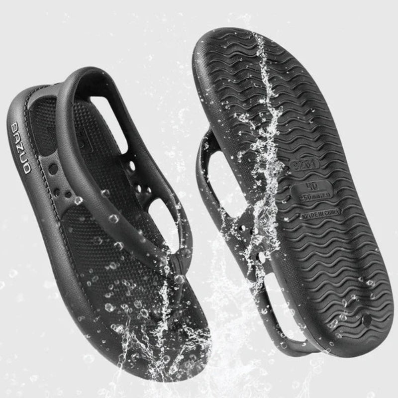 Nico – Casual instapsandalen met uitgesneden zijkanten en platte zool