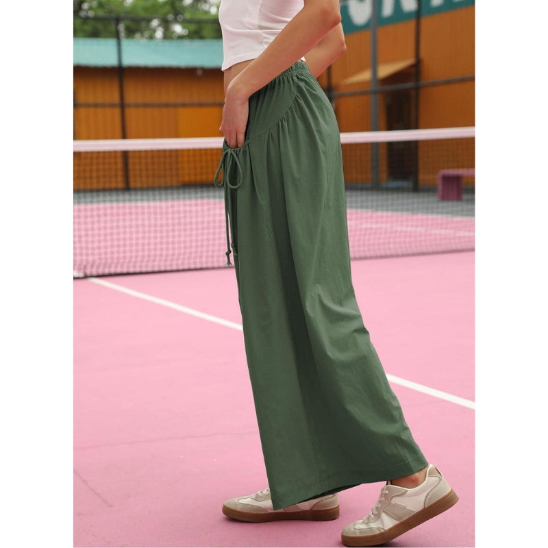 Lana – Relaxte wijde broek met trekkoord in de taille en steekzakken aan de zijkant