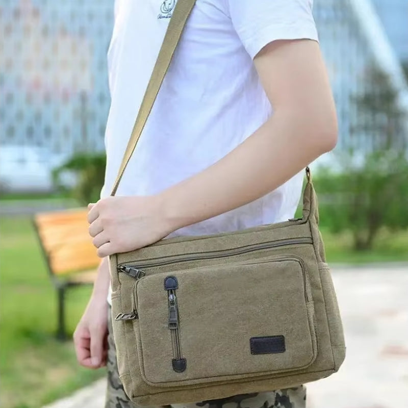 TravelMate – Waterdichte Schoudertas met Verstelbare Band en Meerdere Vakken