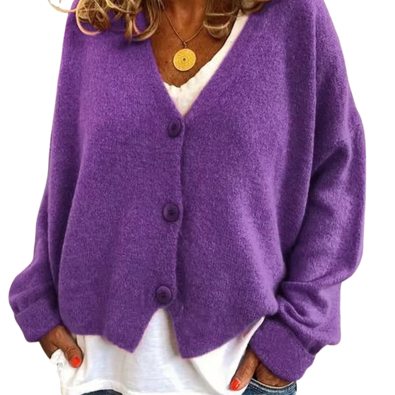 Clara – Stijlvol Cardigan met lange mouwen en knopen Voorkant