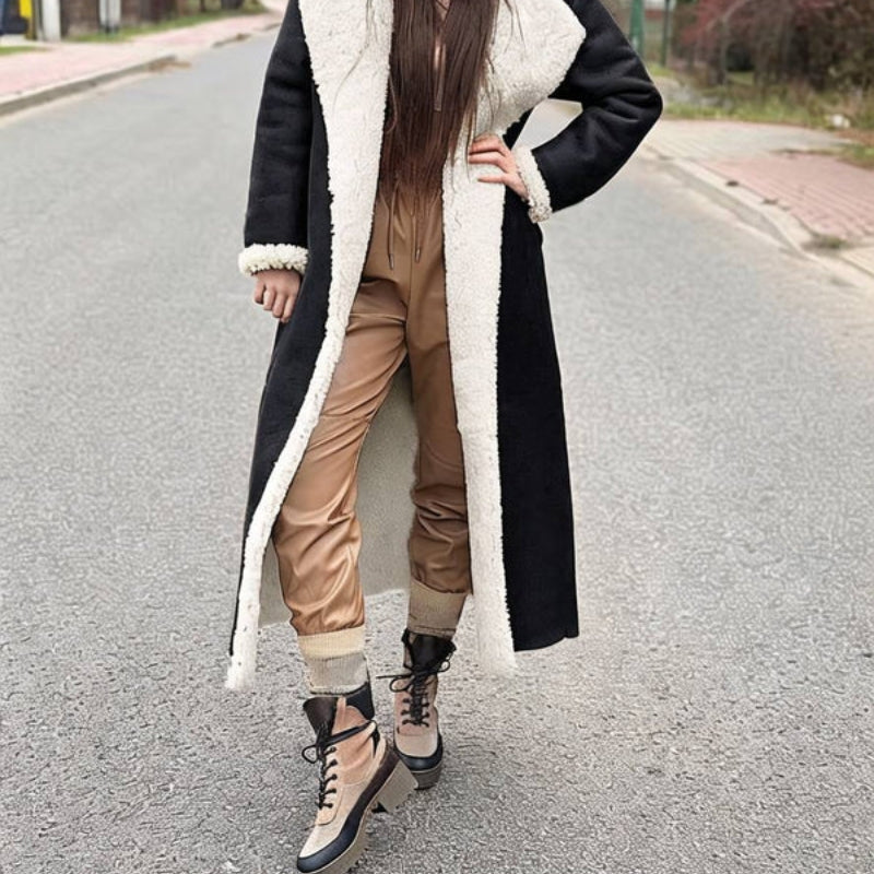 Natalie - Lange Mouw Jas met Reverskraag en Zakken aan de Zijkant