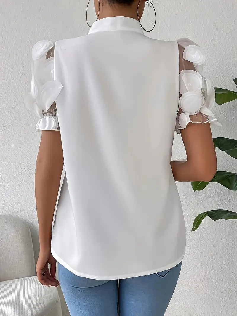 Lina – Elegant Korte mouw Blouse met strikdetails en relaxte pasvorm