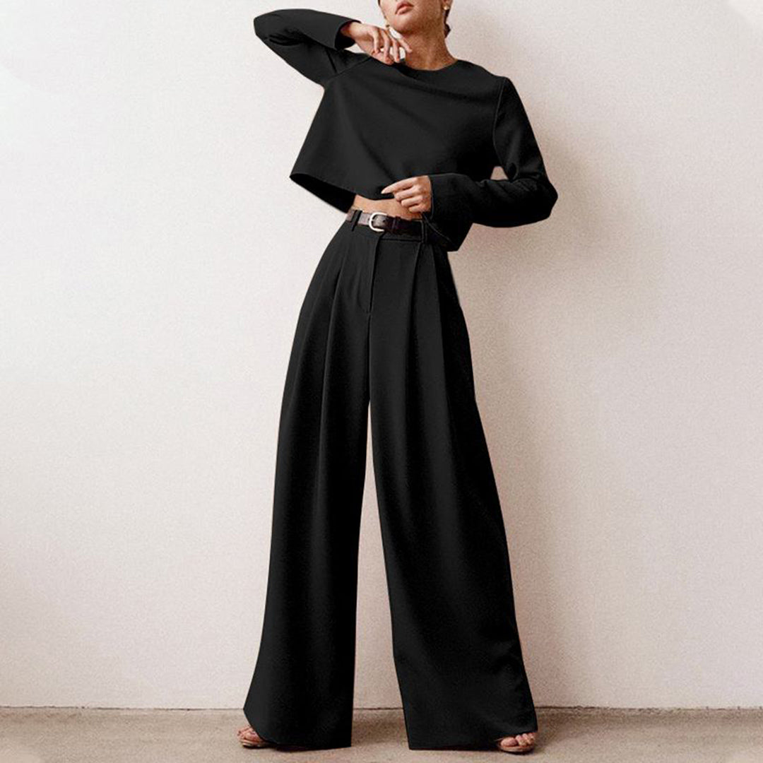 Maya – Elegante tweedelige set met cropped top en wijde broek