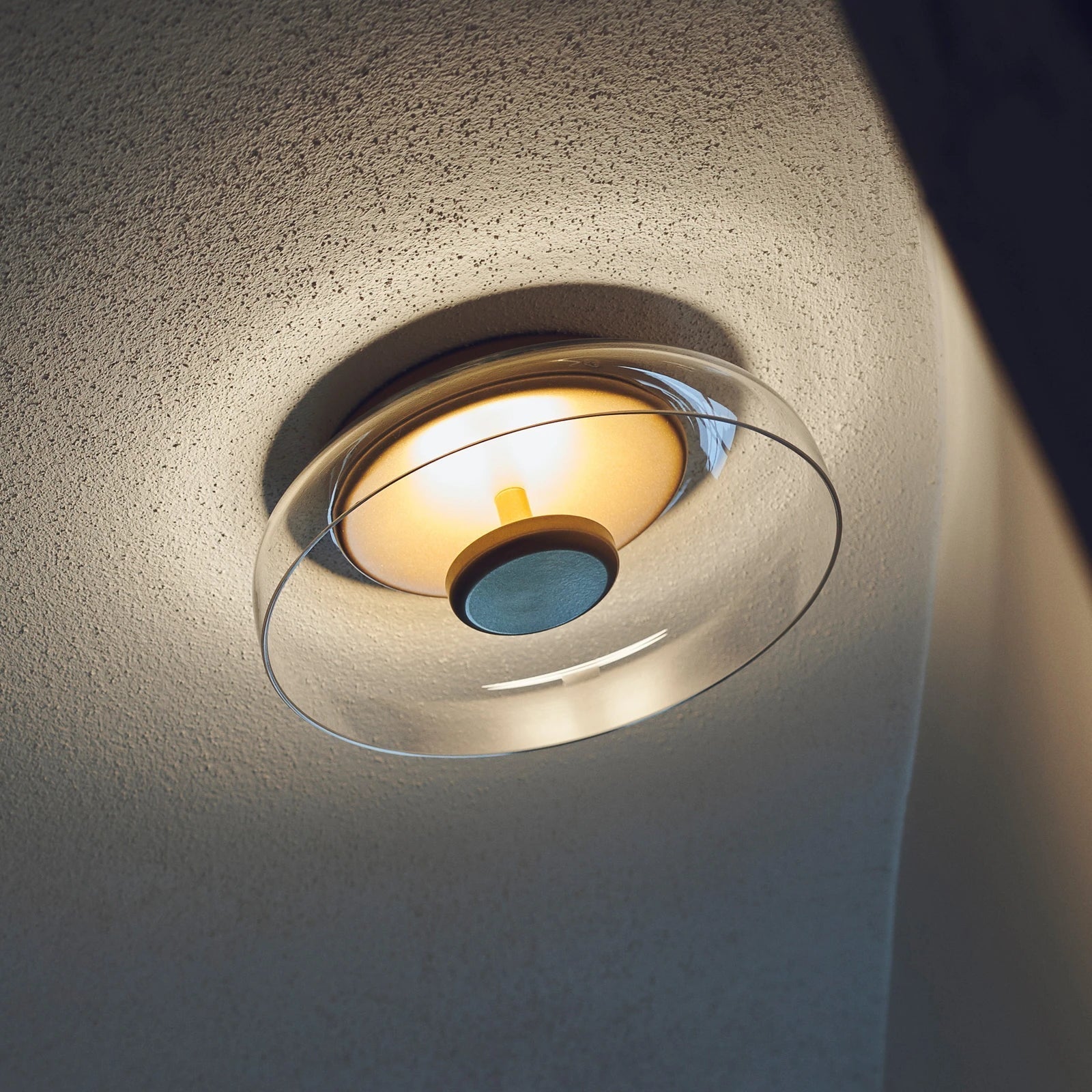 LumiGlass – Glazen Plafondlamp met Geïntegreerde LED