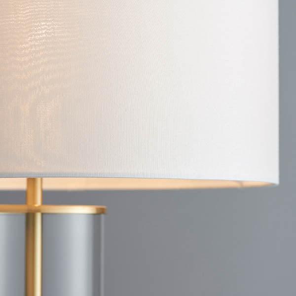 LumiGlass – Gouden Tafellamp met Glazen Kap en Ronde Vorm