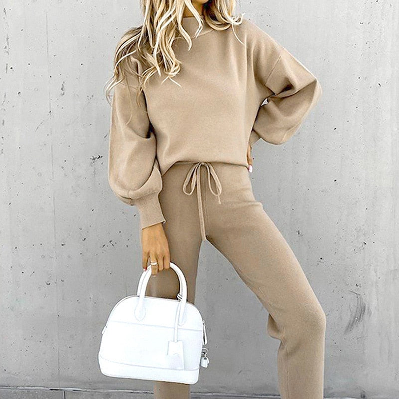 Luna – Trendy tweedelige set met verstelbare tailleband broek en top met lange mouwen