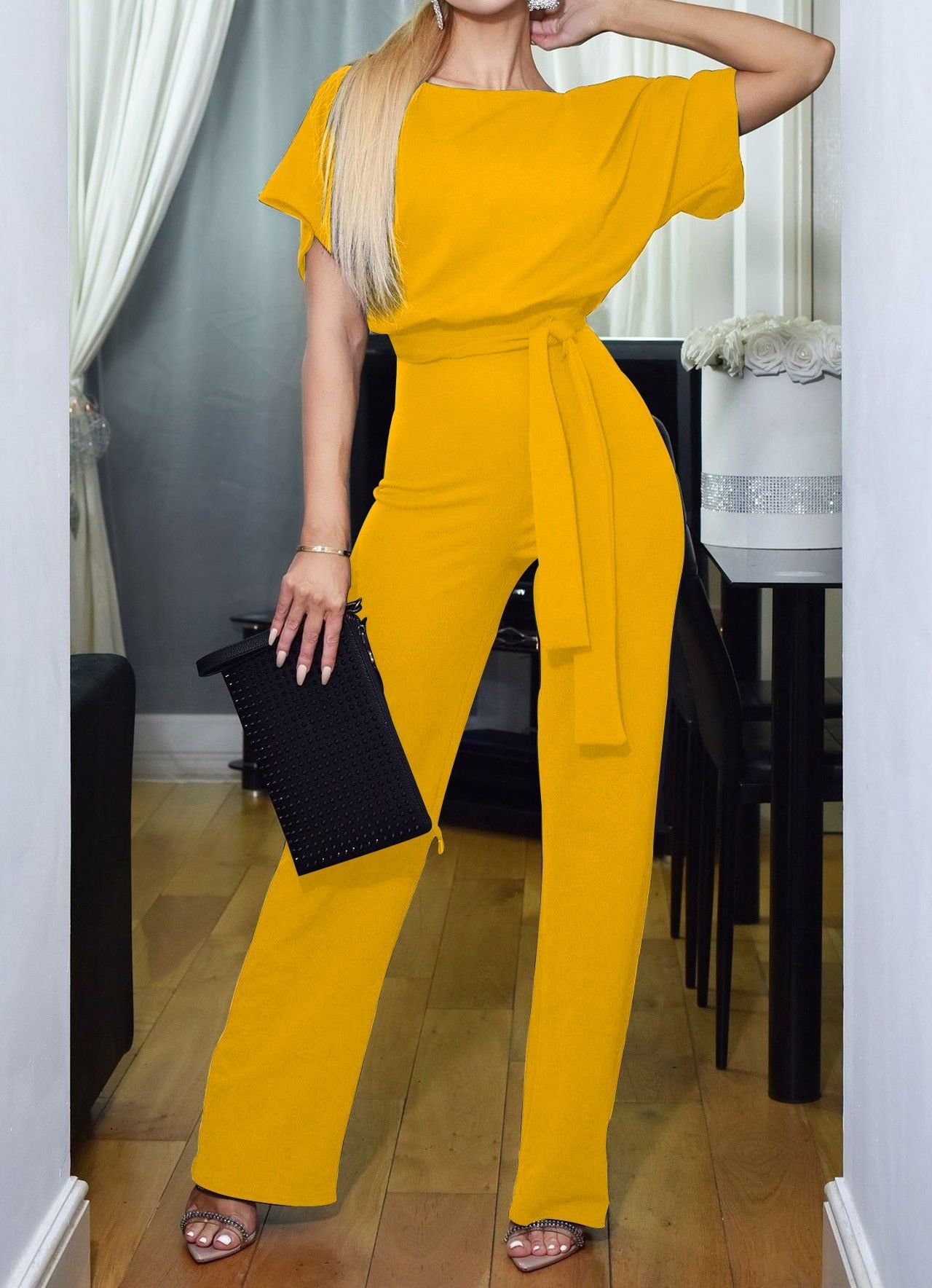 Camila - Chique jumpsuit met brede benen en een modern randje