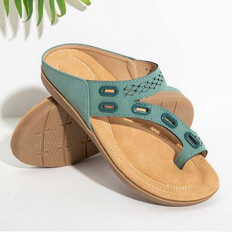 Mira – Trendy instapsandalen met gevlochten bandjes en lichtgewicht zool