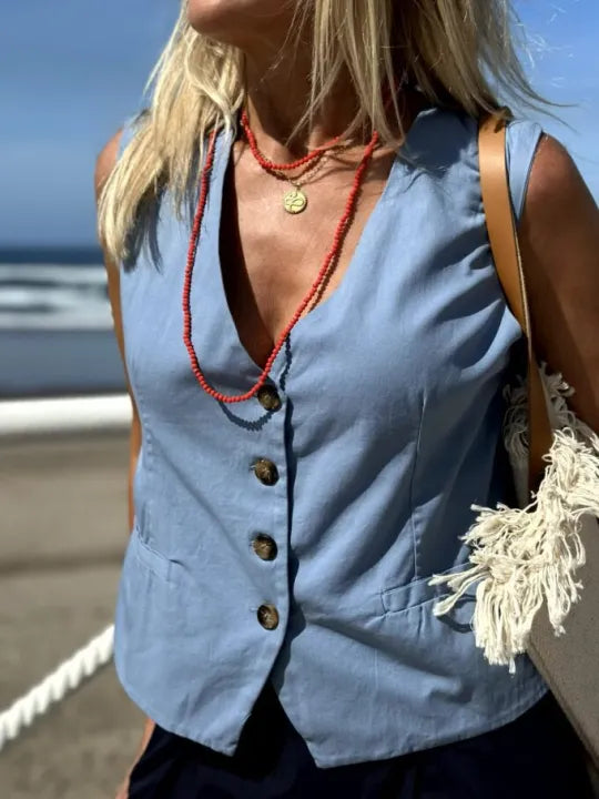 Eva – Vest met knoopsluiting aan de voorkant en twee praktische zakken