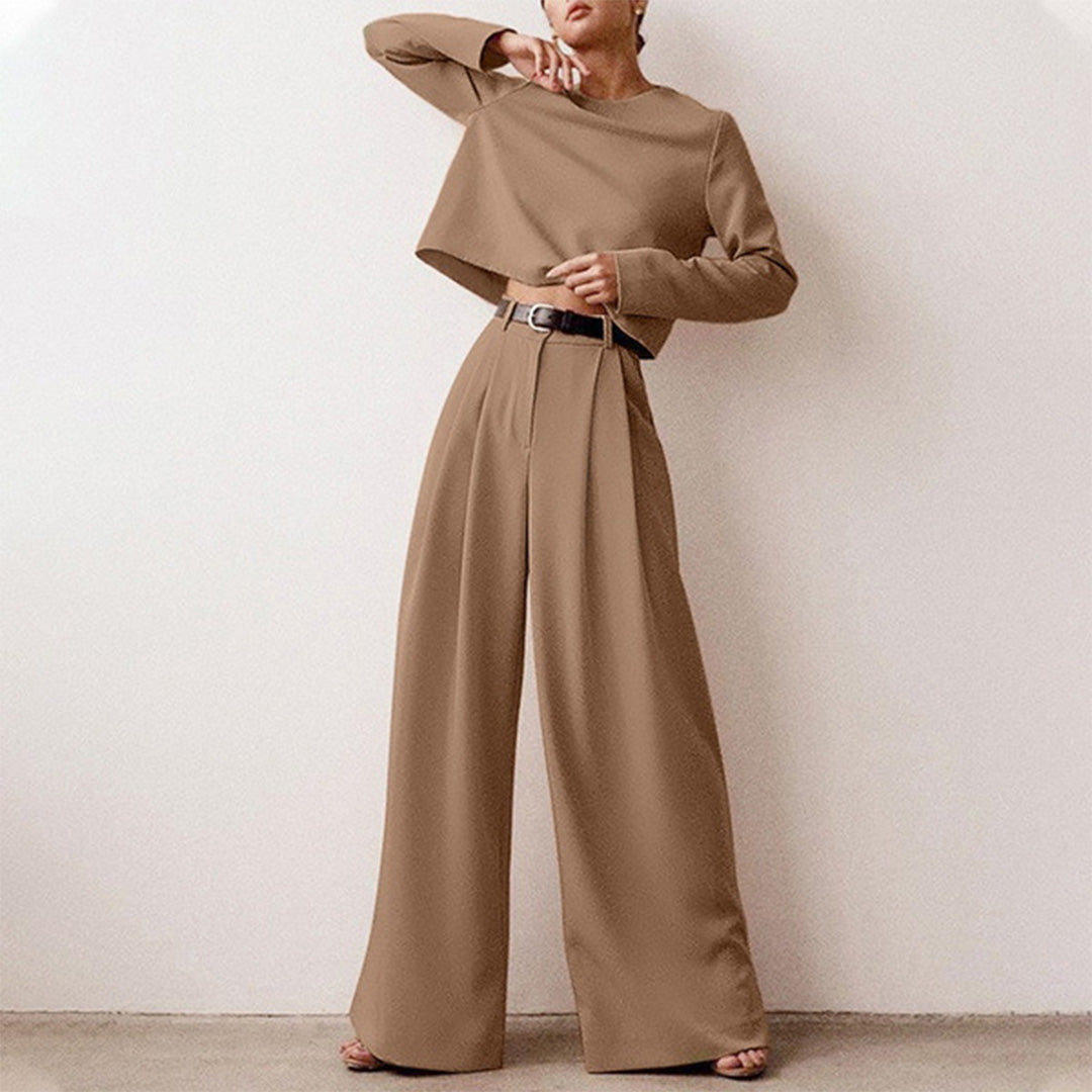 Maya – Elegante tweedelige set met cropped top en wijde broek