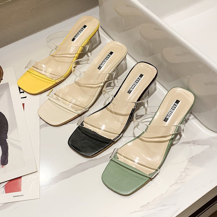 Celina – Transparante slippers met blokhak en gemakkelijk aan te trekken ontwerp