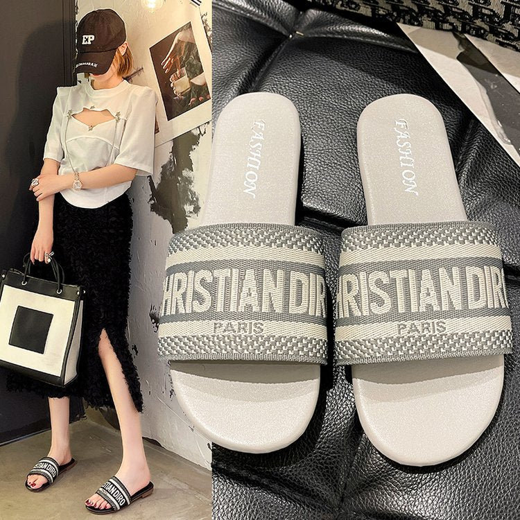 Nora - Comfortabele instappantoffels met brede band en flexibele pasvorm