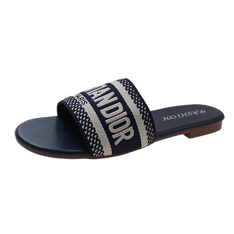 Nora - Comfortabele instappantoffels met brede band en flexibele pasvorm