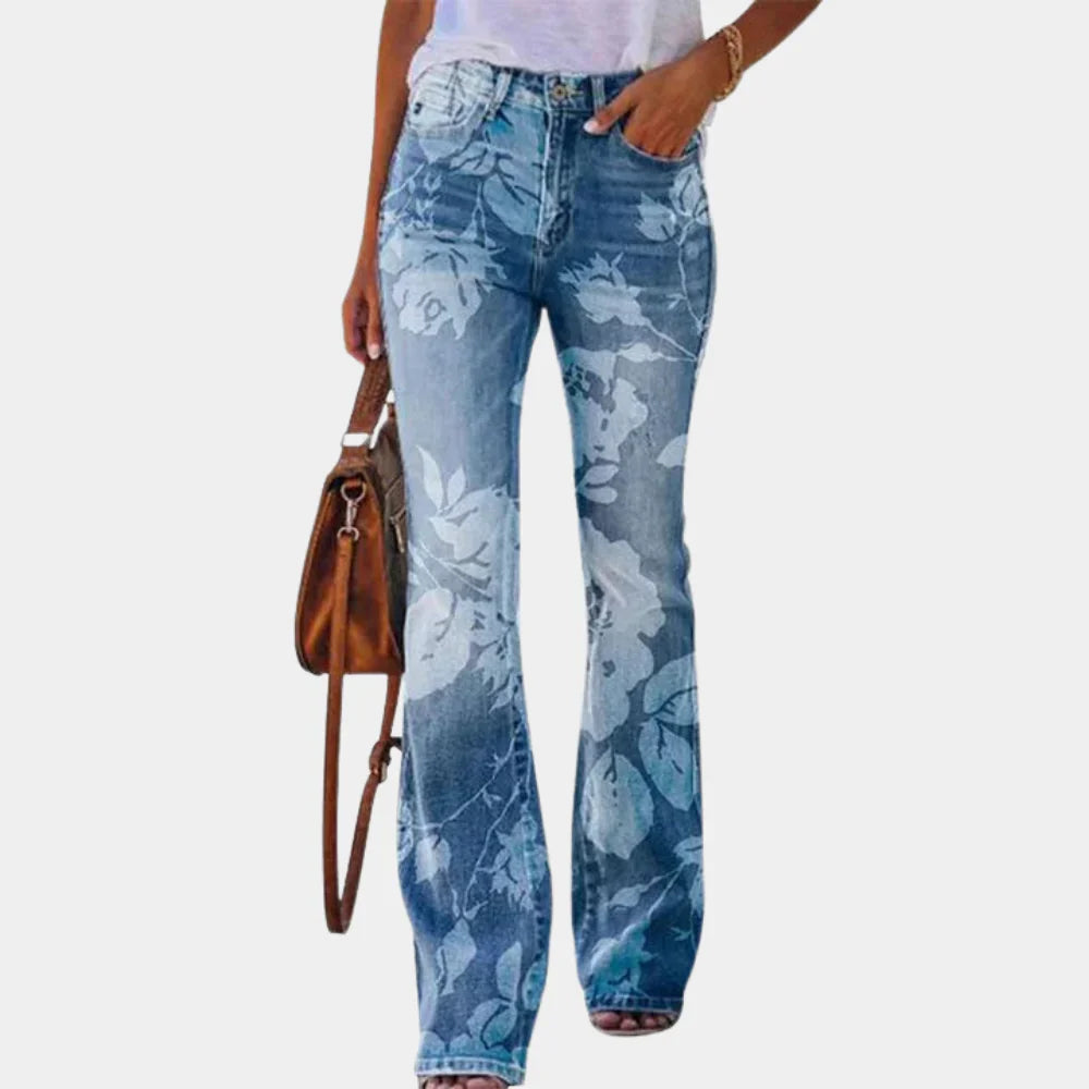 Livia – Trendy Flared Jeans met Unieke Bloemen- en Artistieke Patronen