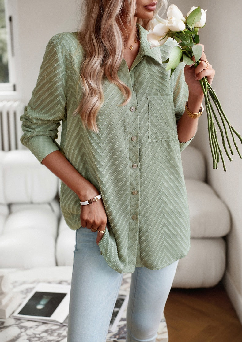 Dani – Stijlvol button-up overhemd met opgerolde mouwen en borstzak