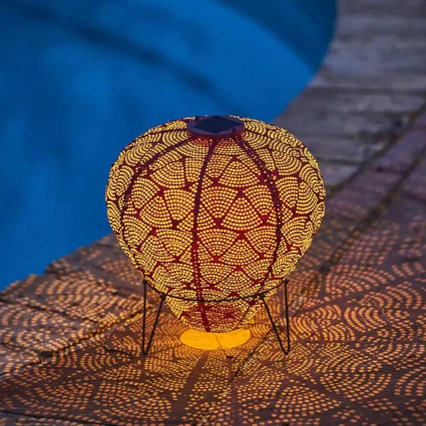 LumiSphere - Tijdloze lantaarns op zonne-energie voor ontspannen avonden buiten