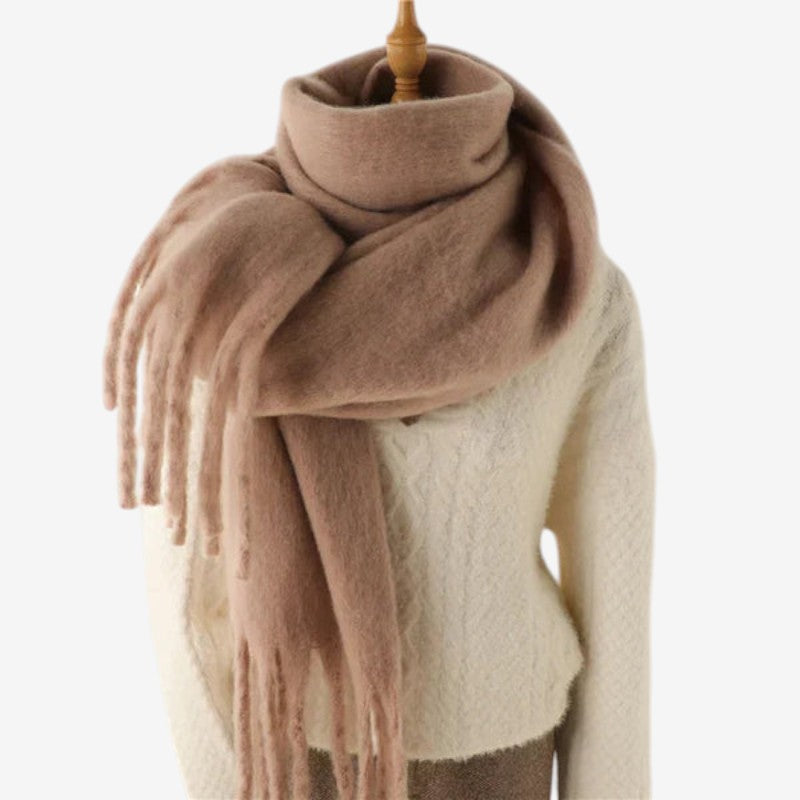 Josephine – Oversized Sjaal met Decoratief Kwastjesontwerp