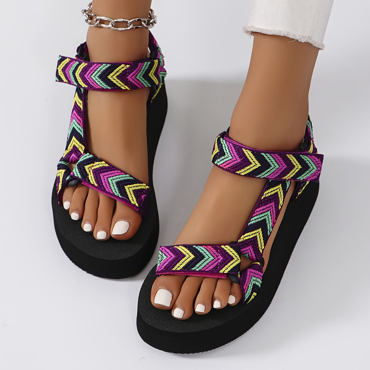 Nina - Trendy Plateau sandalen met verstelbare bandjes en lichtgewicht zool