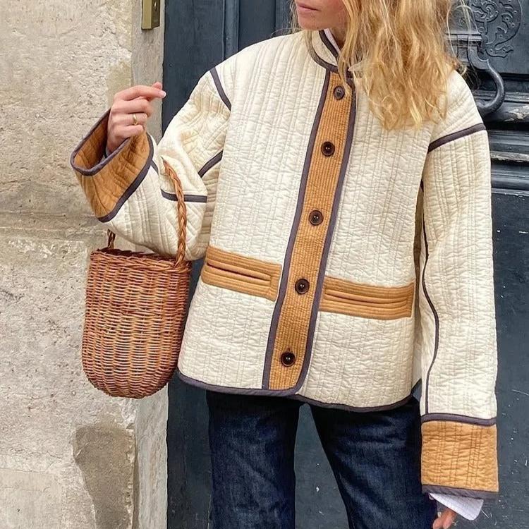 Isabella - Stijlvol kort donsjack met colorblock ontwerp en relaxte pasvorm