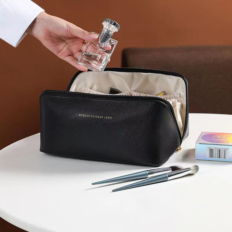 GlamVault - Luxe Beautycase